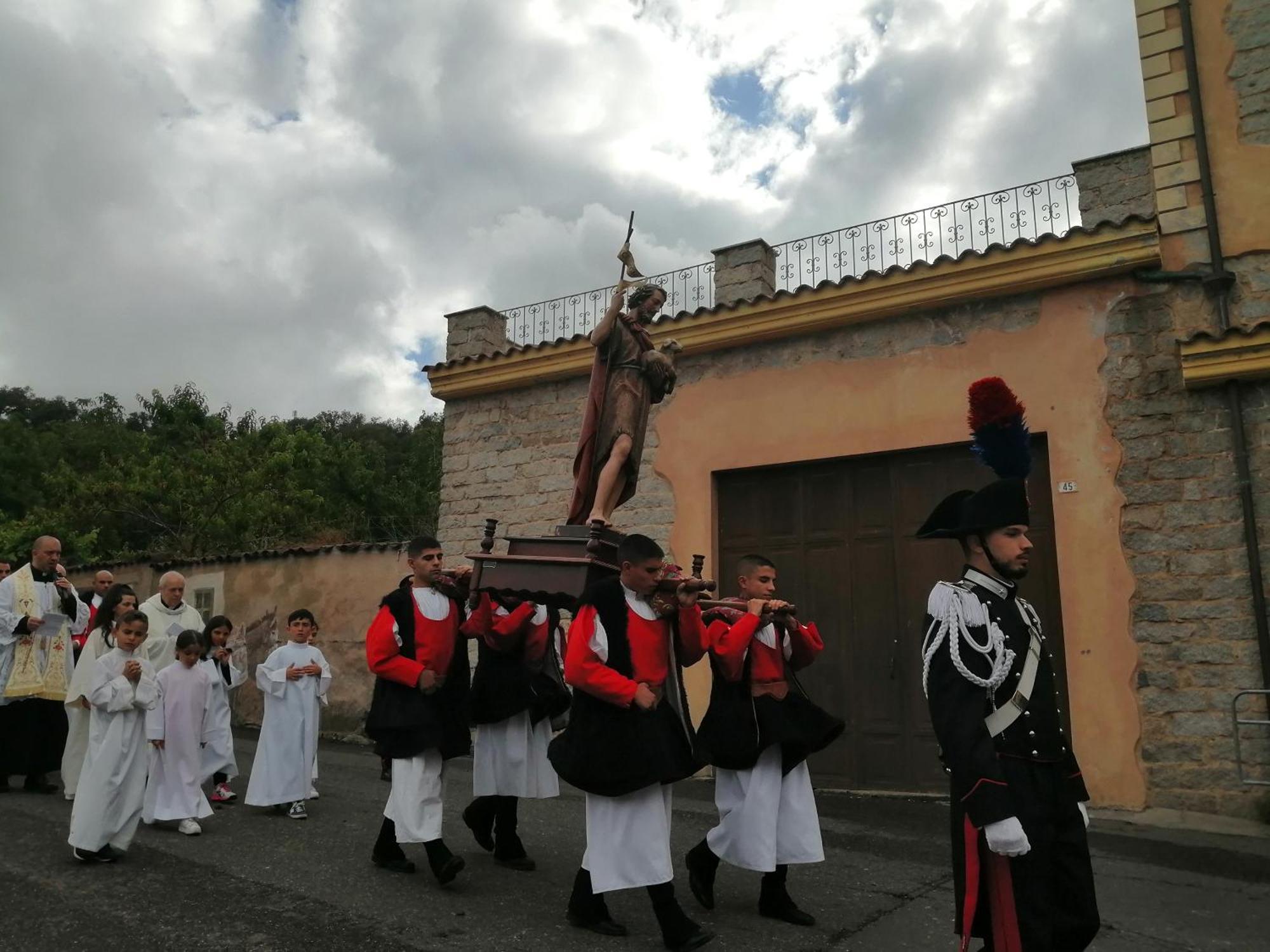 L Agrifoglio Di Rita Loddo Apartment Fonni Bagian luar foto